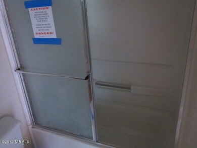 022-184175 BATH 2A