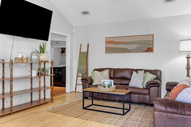 497 Bryson Cir, Hahira, GA 31632 - photo 5