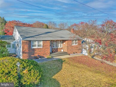 405 W Elm St, Tamaqua, PA 18252 - photo 3