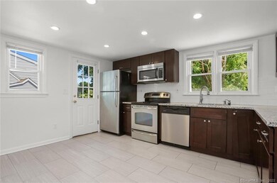 22 Tracey St, Norwalk, CT 06850 - photo 6