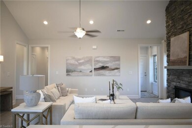 4717 Willowstone Dr, High Point, NC 27265 - photo 7