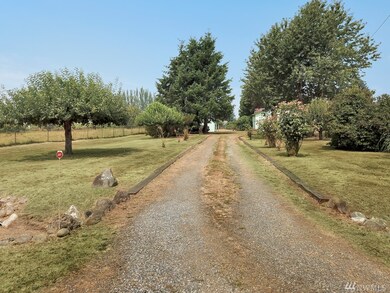 23828 SE 471st St, Enumclaw, WA 98022 - photo 3