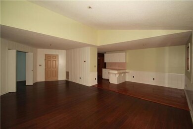 800 Gilley Cir, Manchester, TN 37355 - photo 3