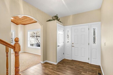 2478 Greenfield Ct, Medford, OR 97504 - photo 5