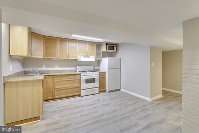 3413 Brown St NW unit 1, Washington, DC 20010 - photo 3