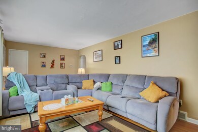 409 Fairway Dr, Lancaster, PA 17603 - photo 5