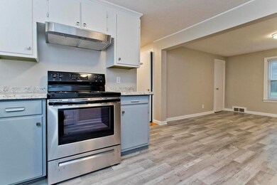 228 Shawmut St, Springfield, MA 01108 - photo 6