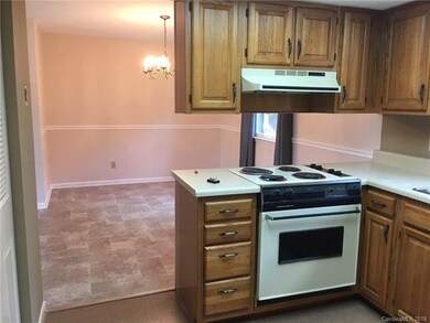 939 Brookside Camp Rd, Hendersonville, NC 28792 - photo 4