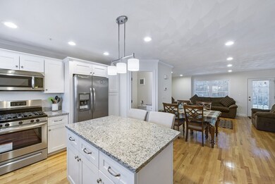 27 N Bend St unit 27, Lynn, MA 01904 - photo 6