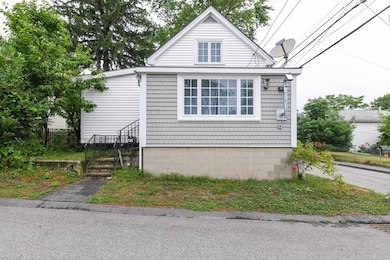 47 Lawrence St, Milford, MA 01757 - photo 2