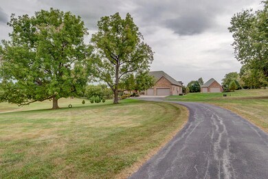 1642 Regency Ln, Nixa, MO 65714 - photo 3