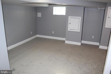 1236 Brewster St, Halethorpe, MD 21227 - photo 7