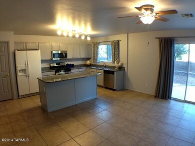 Spacious Kithen and Dining B Springs