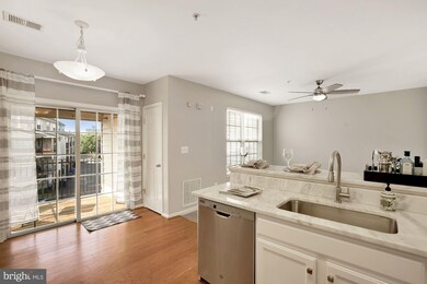 735 Massey Ln unit B, Alexandria, VA 22314 - photo 7