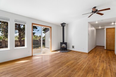 1630 NE Cackler Ln, Bend, OR 97701 - photo 7