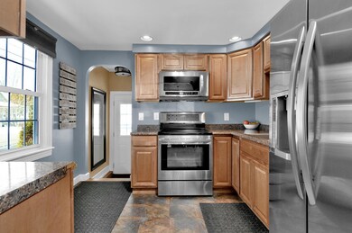 24 Latham St, South Portland, ME 04106 - photo 6