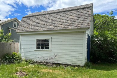 6 Brown St, Bellows Falls, VT 05101 - photo 4