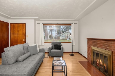 825 E Sanson Ave, Spokane, WA 99207 - photo 4