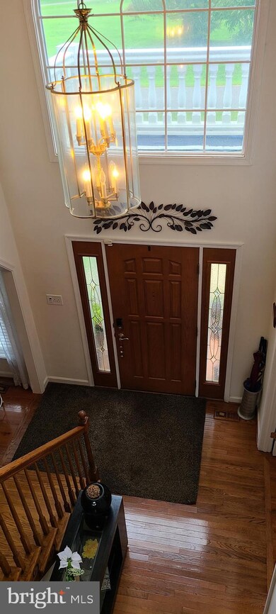 9271 Crescent Ln, La Plata, MD 20646 - photo 5