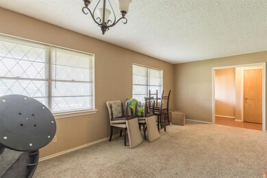 4305 Barcelona Dr, Fort Worth, TX 76133 - photo 4