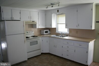 1872 Apt# 3 Coles Mill Rd, Franklinville, NJ 08322 - photo 2