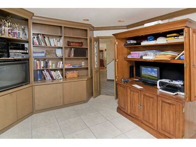 495 Columbia Place, Columbus, OH 43209 - photo 5