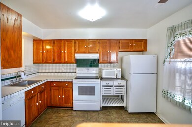 7784 Gateshead Ln, Manassas, VA 20109 - photo 4