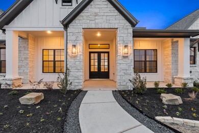 2017 Whispering Oaks Ln, Waller, TX 77484 - photo 2