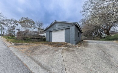 377 Garrison Dr SE, Marietta, GA 30060 - photo 4