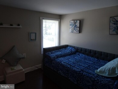 27 W 5th St, New Castle, DE 19720 - photo 5