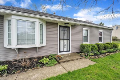 5445 Bartlett Rd, Bedford, OH 44146 - photo 5