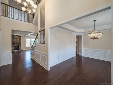 Gorgeous 2 story plus foyer and front entry with v