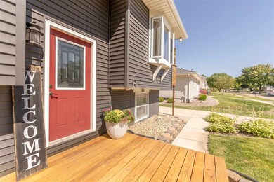 1122 Fleur Dr, Waterloo, IA 50701 - photo 3