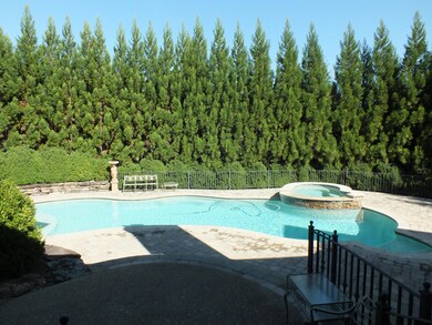 2021_0403STRATFIELD-MLS-20034