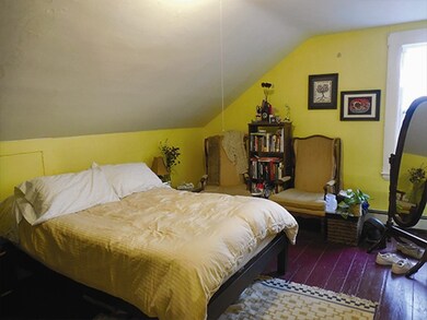 117 Pleasant St unit 2, Cambridge, MA 02139 - photo 3