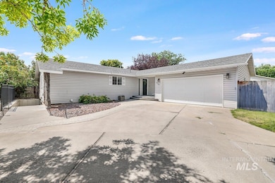 1039 Blake St N, Twin Falls, ID 83301 - photo 3