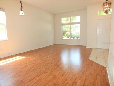 Entrance Living room