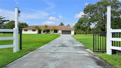 5301 SW 178th Ave, Southwest Ranches, FL 33331 - photo 6