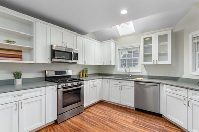 148 Hayes Ave, South Burlington, VT 05403 - photo 3