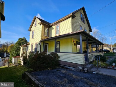 307 6th St unit 9, Tyrone, PA 16686 - photo 3