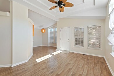 7-web-or-mls-07 - Living Room