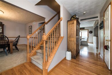 GRACIOUS ENTRY WAY WITH HARDWOOD.