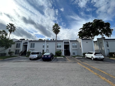 4463 Treehouse Ln unit H, Tamarac, FL 33319 - photo 5