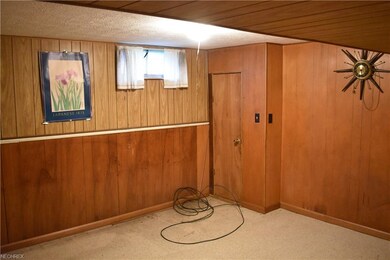 4620 Andover Ave, Lorain, OH 44055 - photo 3