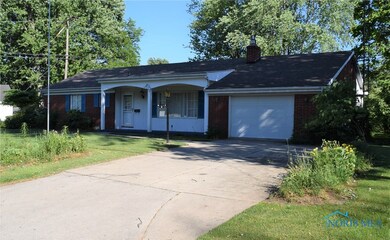 122 Edgewood St, Delta, OH 43515 - photo 3