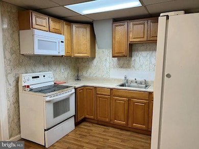 27 N Macdade Blvd, Glenolden, PA 19036 - photo 3