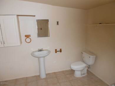 Youngtown Rental 010