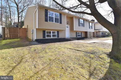 534 Fuselage Ave, Essex, MD 21221 - photo 3