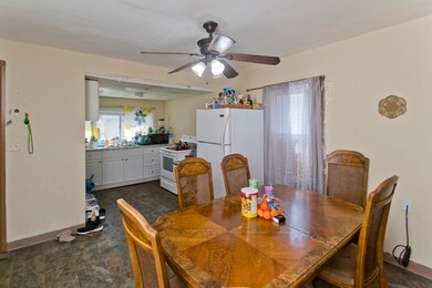 53 Whiting St, Springfield, MA 01107 - photo 7