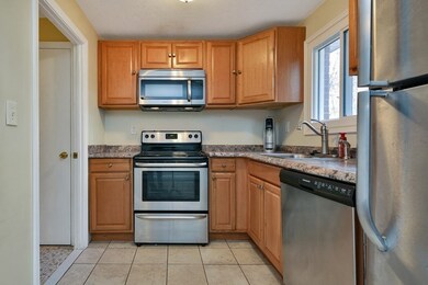 645 Robbins Ave unit 49, Dracut, MA 01826 - photo 7